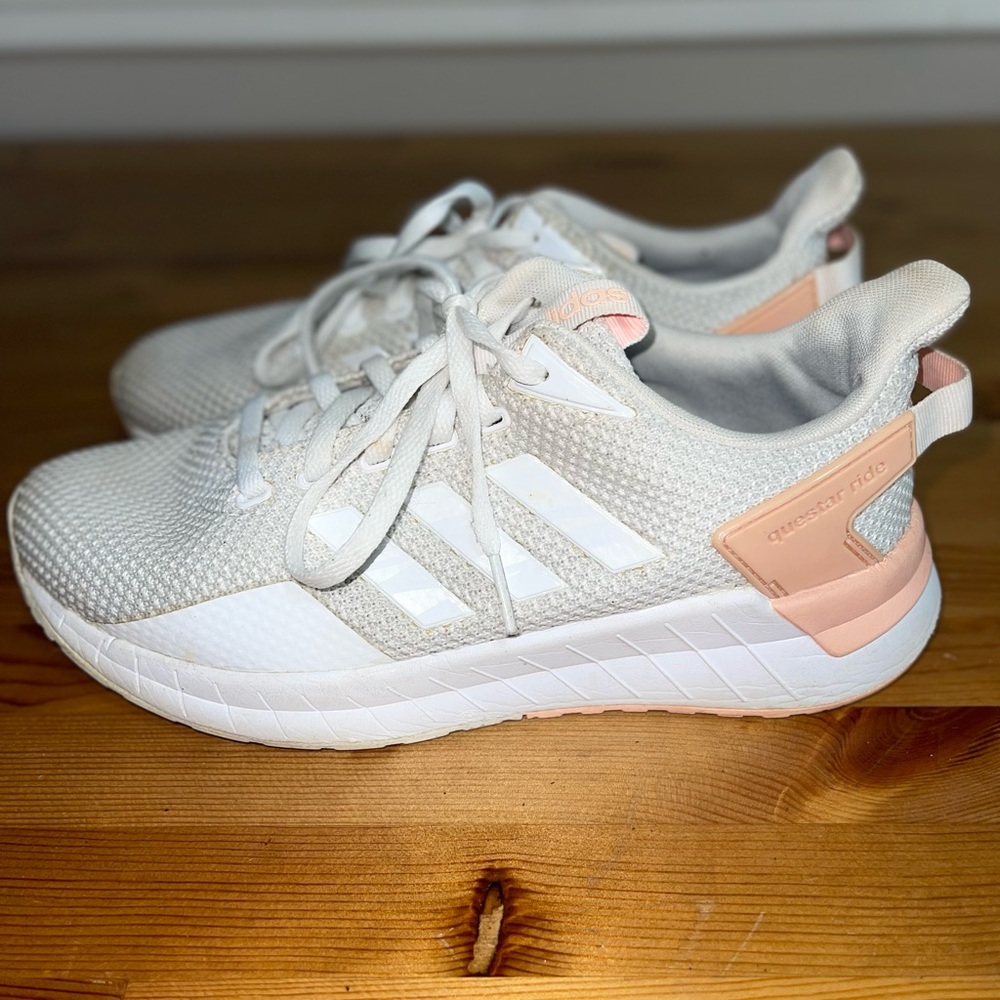 Adidas Questar Ride